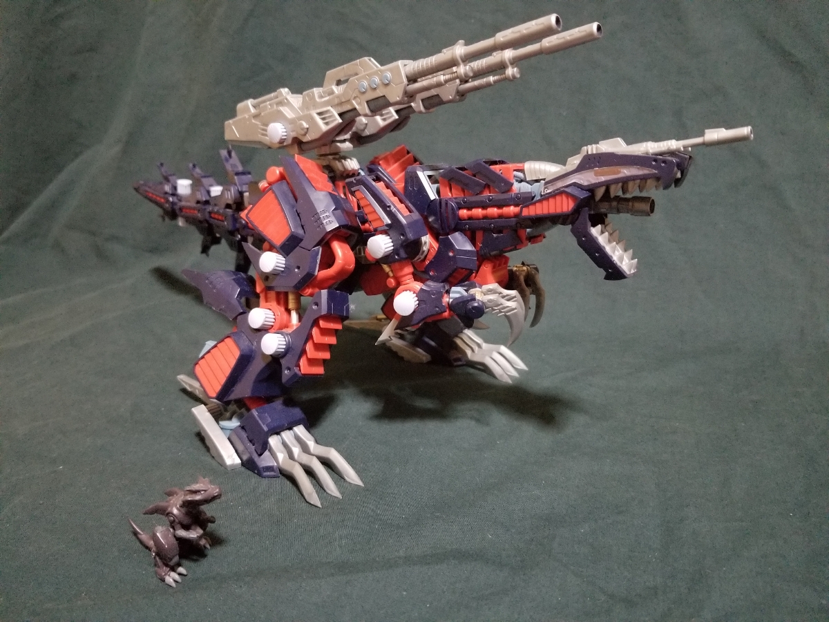 コトブキヤ　ゾイド　ブレードライガー　バン仕様　ジェノザウラーレイヴン仕様セット コトブキヤ ゾイド HMM ブレードライガー バン仕様 ジェノザウラー