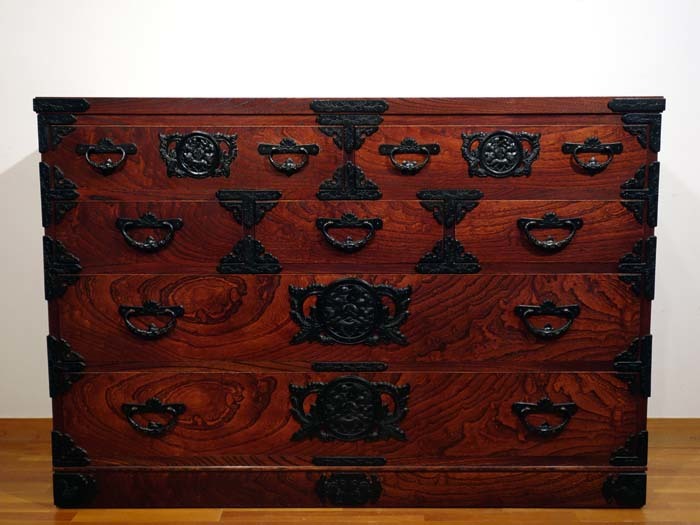 岩谷堂箪笥□最高級 菊幸 7段 欅⁄ケヤキ材⁄漆