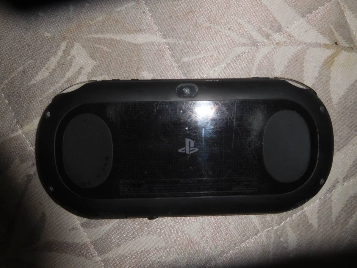 SONY　PS　VITA　PCH-2000　現状品