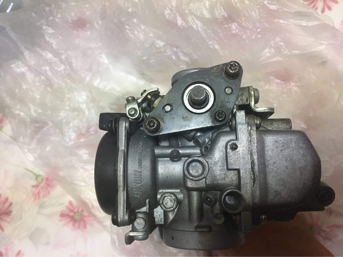 XJR400 4HM ゼファー400 1台ばら売り キャブレター dell'articolo