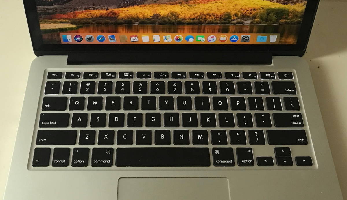 MacBook Pro Retina 13インチ Late 2013 Core i5 2.6GHz， メモリ 8GB