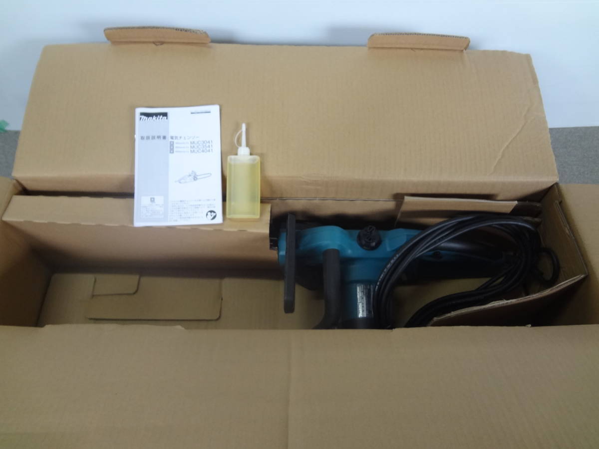 未使用 MAKITA マキタ 300ｍｍ 電気チェンソー MUC3041 ③