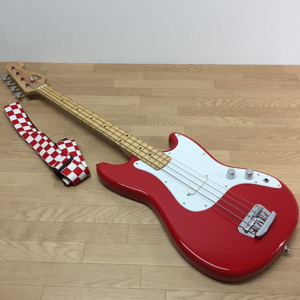 Squier□BRONCO BASS□エレキベース□レッド□スクワイヤー(EKY18K