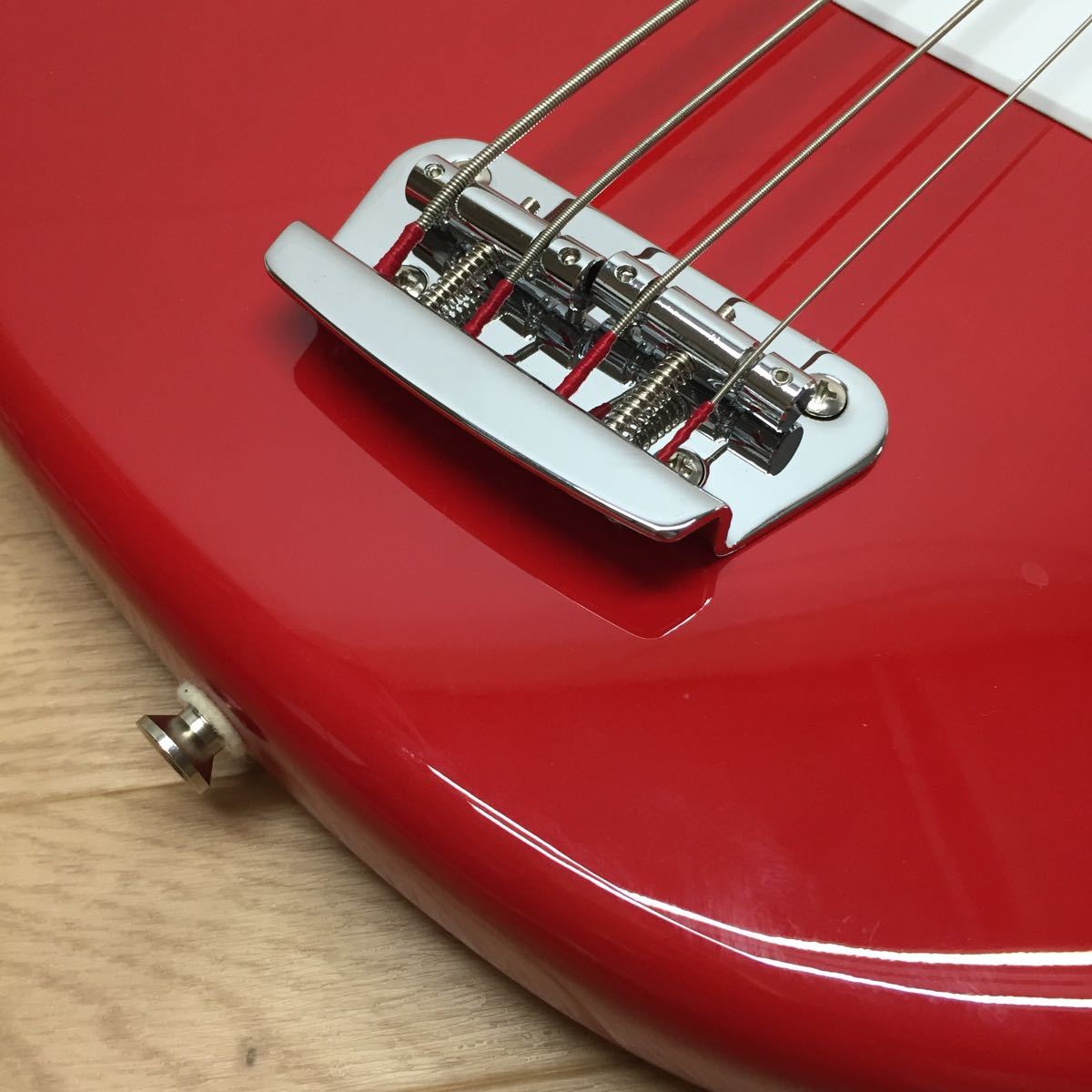 Squier□BRONCO BASS□エレキベース□レッド□スクワイヤー(EKY18K