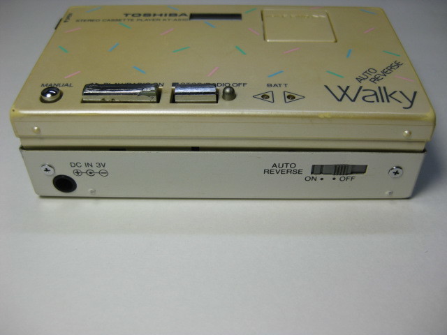 TOSHIBA カセットプレーヤー KT-VS2 ジャンク品 TOSHIBA 東芝 KT-AS10 カセットプレーヤー Walky ウォーキー ジャンク