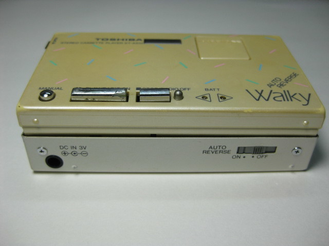 TOSHIBA 東芝 KT-AS10 カセットプレーヤー Walky ウォーキー ジャンク