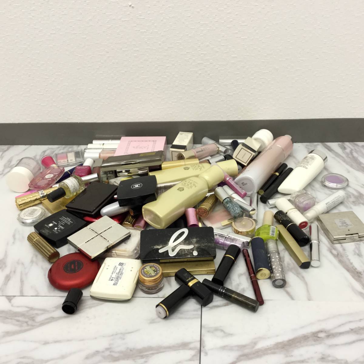 コスメ大量まとめ売り ☆CHANEL/シャネル アニエス・ベー コスメ 大量 まとめて シャネル