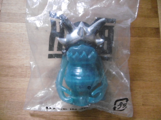 希少 BOUNTY HUNTER × SECRET BASE コラボフィギュア 未開封