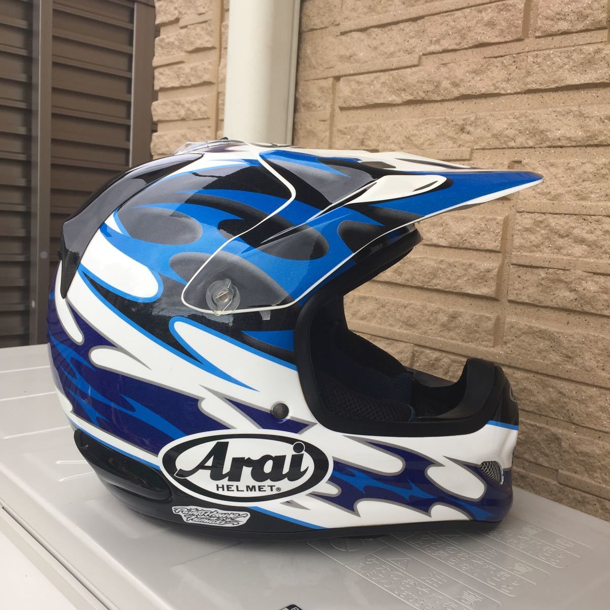 アライ ヘルメット Arai | オフロード オフロードの通販 安い商品を 