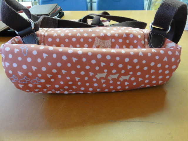 美品　可愛い　RADLEY ラドリー リュックサック　 RADLEY(ラドリー ) バックパック・リュック(レディース) - 海外通販のBUYMA