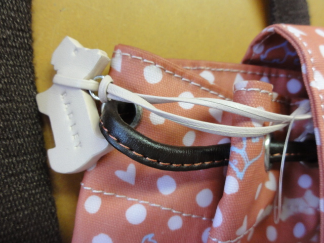 美品　可愛い　RADLEY ラドリー リュックサック　 RADLEY(ラドリー ) バックパック・リュック(レディース) - 海外通販のBUYMA