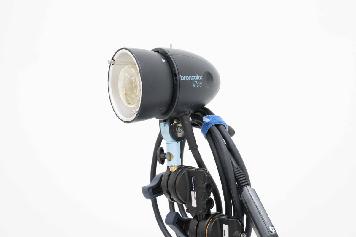 ブロンカラー 1台2灯 ソフトボックス付き センソA2 1200w 1台 ブロンカラー 1台2灯 ソフトボックス付き センソA2 1200w 1台