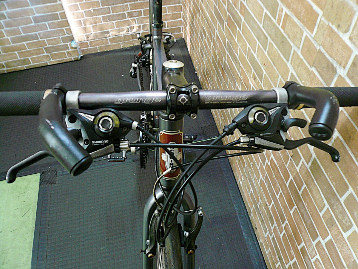 クロスバイク SCHWINN sporterra 700×28C 3×7 21段変速 シュウィン 