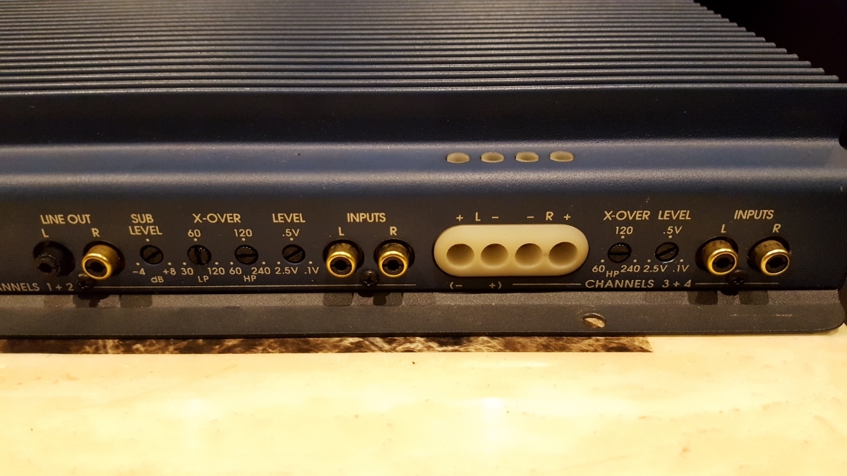 サウンドストリーム SOUNDSTREAM REFERENCE CLASS A6.0 当時物(アンプ