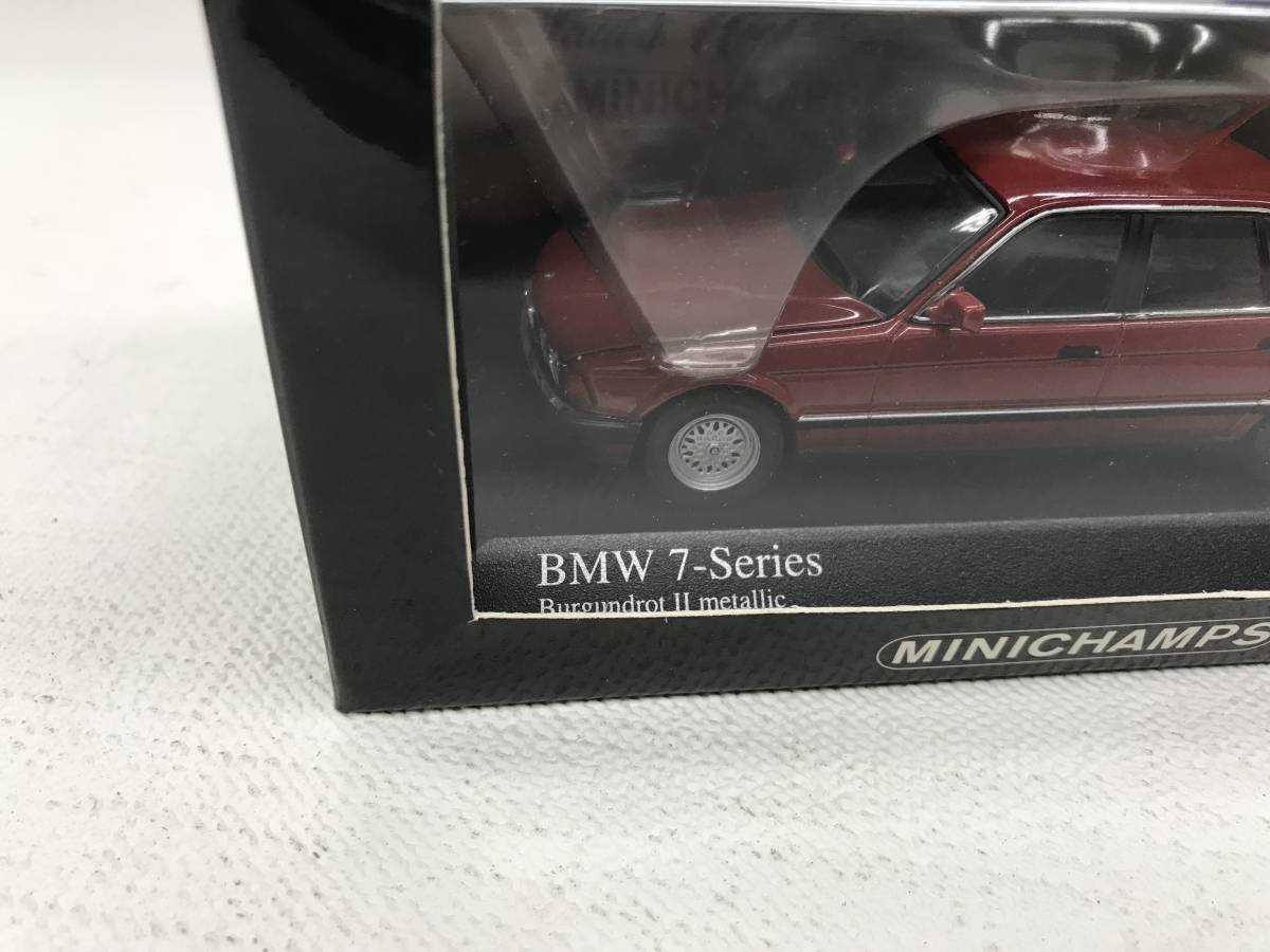 リアル店舗 225　ミニチャンプス　ミニカー1/43　BMW　7シリーズ　1986　レッドメタリック