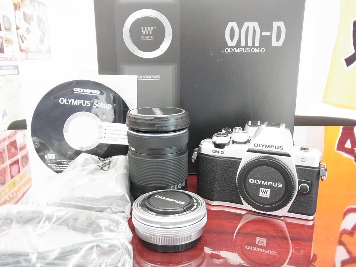 《　中古 OLYMPUS オリンパス ミラーレス一眼 OM-D E-M10 Mark II EZ ダブルズーム キット カメラ 》