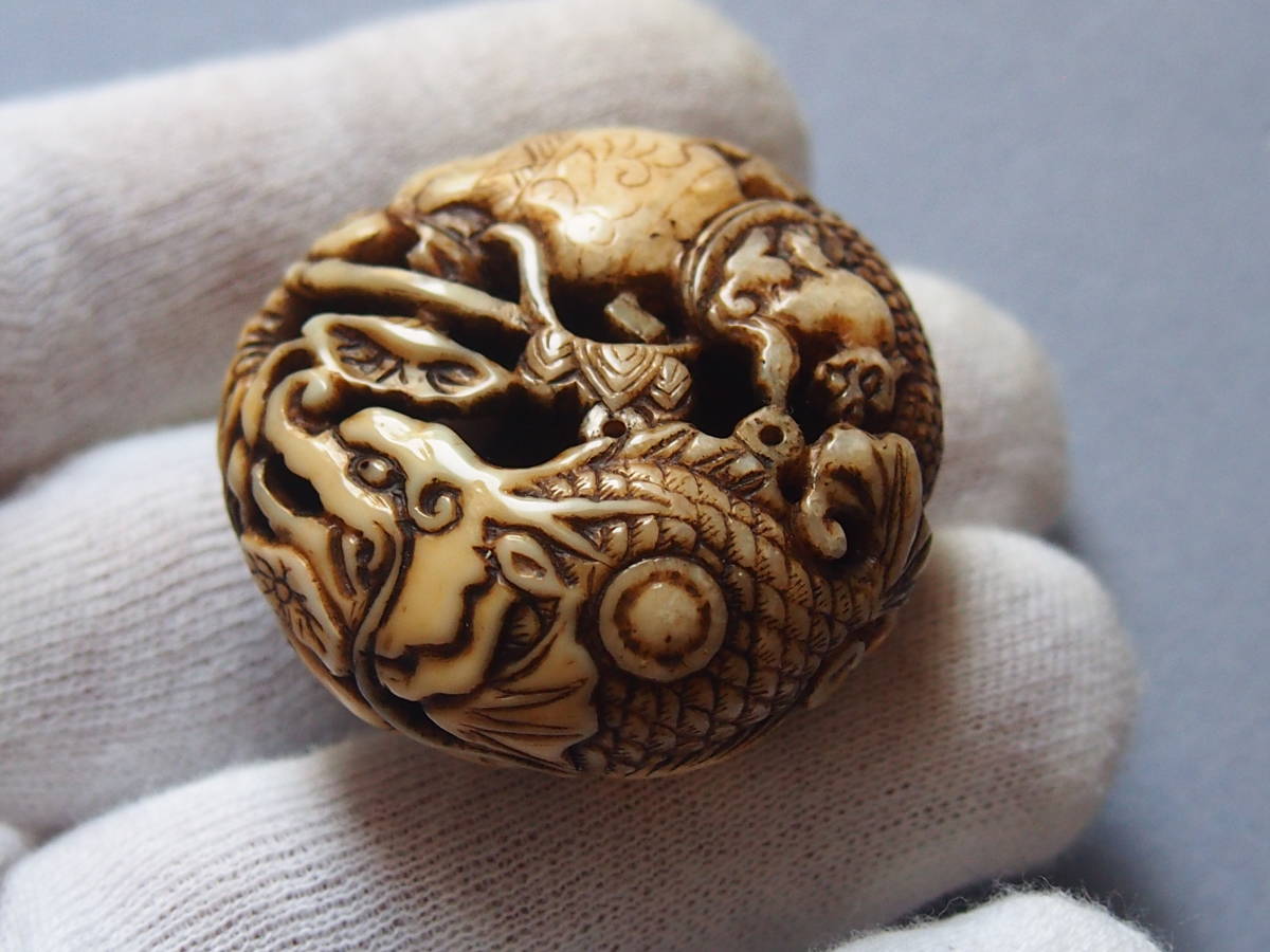 柳左饅頭根付 セイウチ 浅草