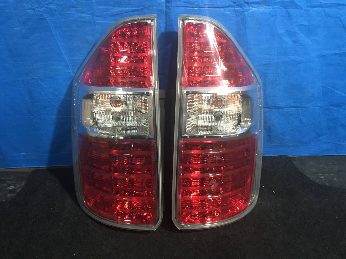 ZRR70 トヨタ ノア テールランプ ノア テールランプ zrr70の通販