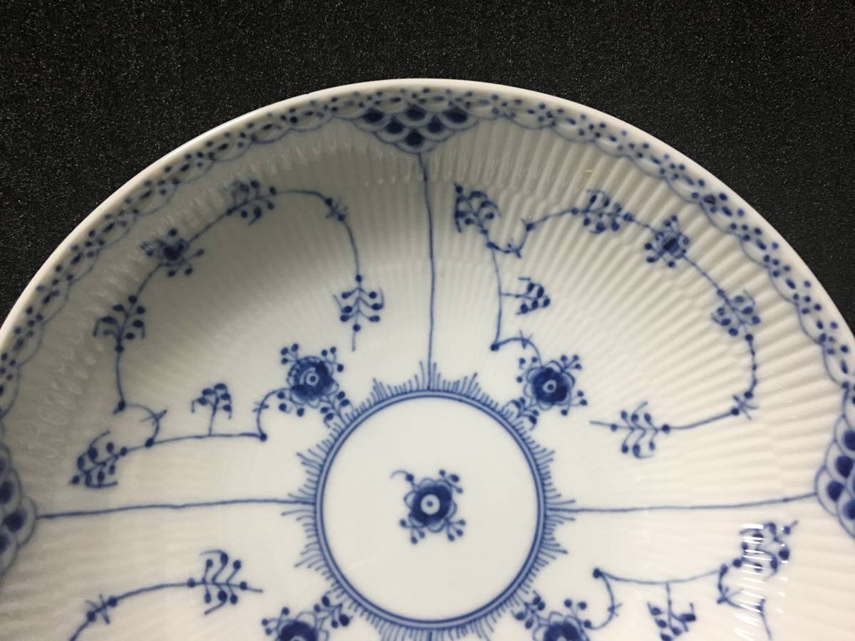 1810012 ROYAL COPENHAGEN/ロイヤルコペンハーゲン ブルーフル―デッド ボウル 21cm 1/512(ロイヤル ...