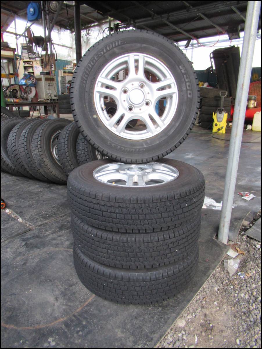 22バリ山!!! 145R12 LT 4穴PCD100 145r12 タイヤ 6pr