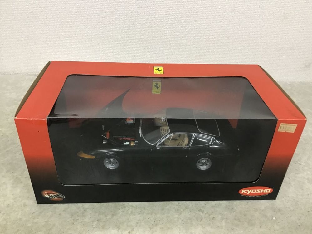 ホットウィール 1/18 フェラーリ365GTB/4 デイトナ'71 ブラック