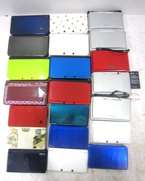 051B821J00◇3DS 本体 ジャンク まとめセット 計21台 【 DS / DSi