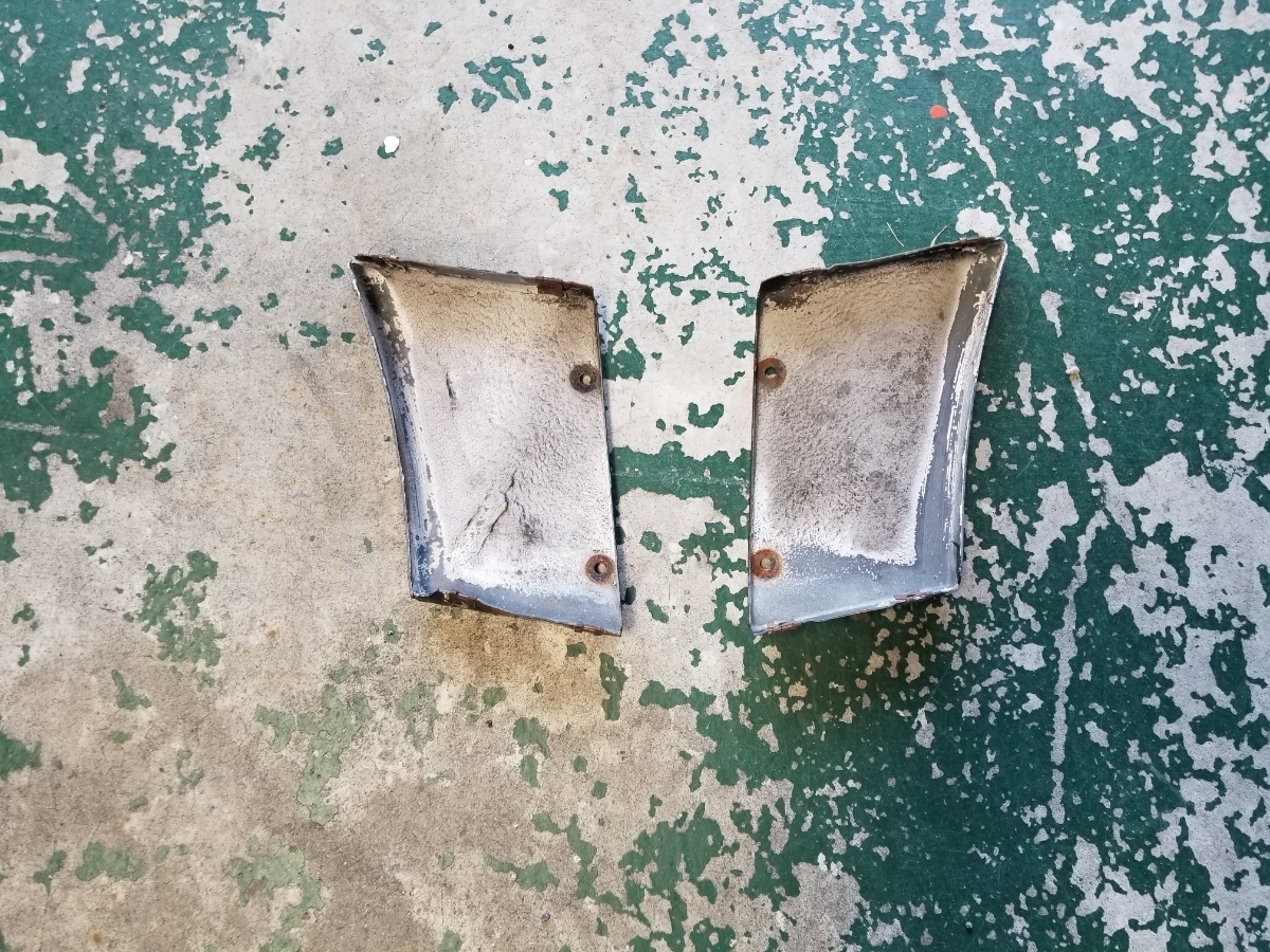 PORSCHE 911 ポルシェ 930 カレラ　フロントバンパー部品