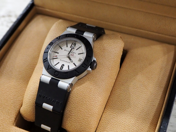アルミニウム ブルガリ BVLGARI AL32TA⁄ラバーベルト クオーツ 公式 