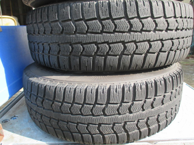 スタッドレスタイヤ鉄ホイール付き4本セット 185/70R14 PIRELLI スタッドレスタイヤ鉄ホイール付き4本セット 185/70R14 PIRELLI