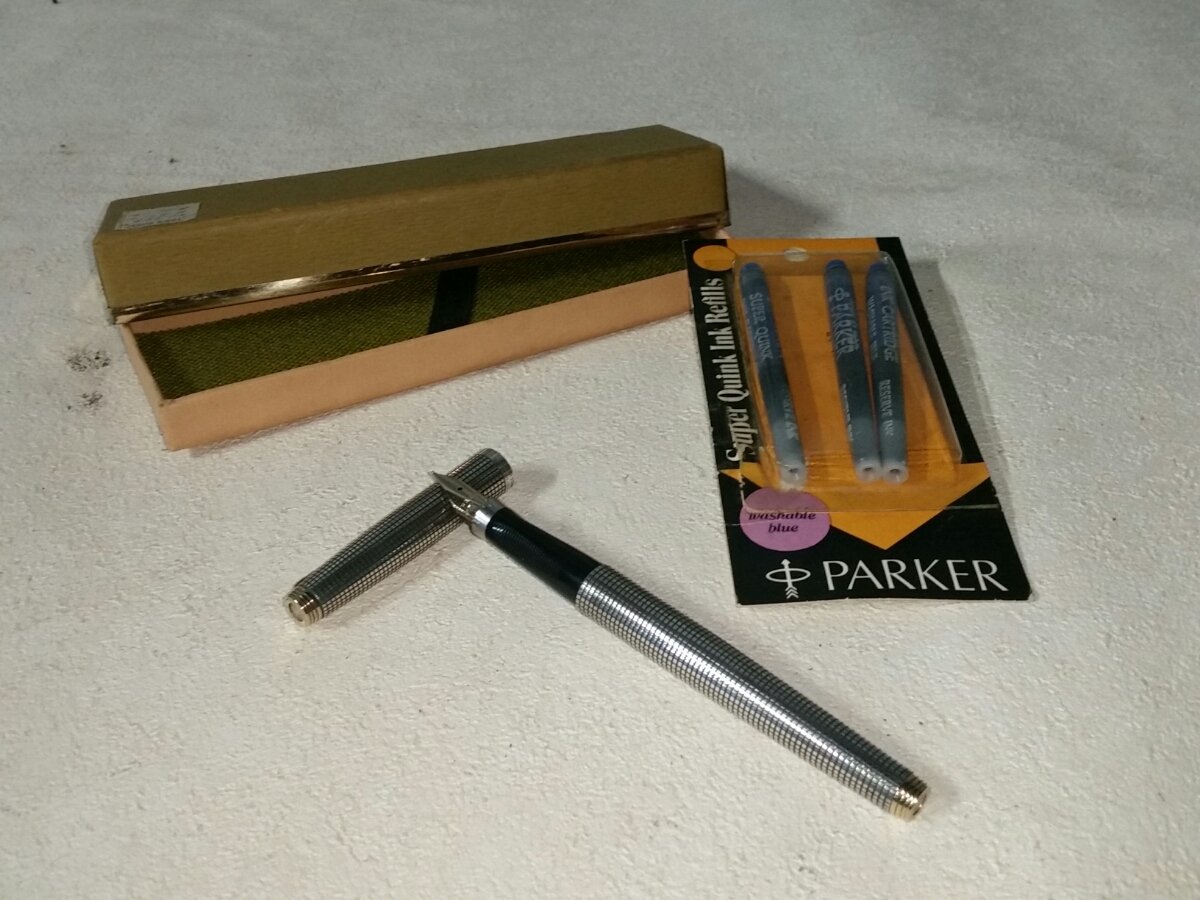磨き済み PARKER パーカー シルバー製 銀 格子柄 ペン先 14K 万年筆 箱 