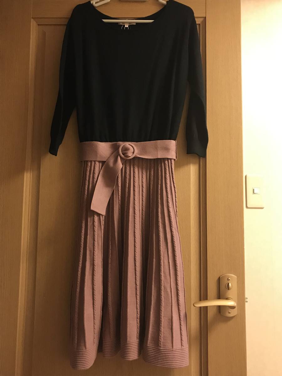  Apuweiser-riche/アプワイザーリッシェ ケーブル柄編みニットワンピース ブラック&times;ピンク(Sサイズ)｜売買されたオークション情報、yahooの商品情報をアーカイブ公開 - オークファン Sサイズ