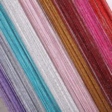 送料無料 紐のれん キラキラ ラメ入り ひものれん銀 間仕切り カーテン 選べる12色 95 × 200 cm 綺麗 紐 おしゃれ 目隠し 内装 豪華 飾る_1