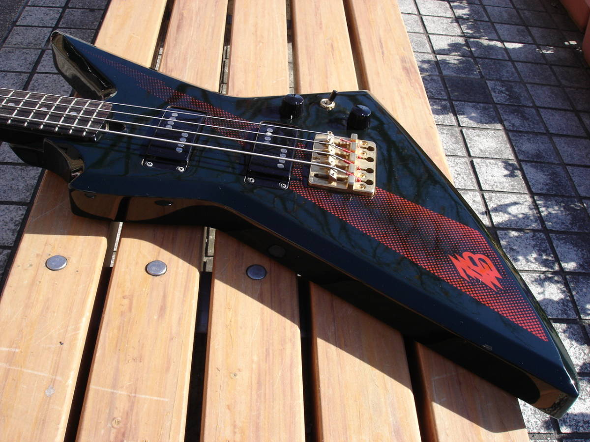 レア スルーネック FERNANDES MB-85 フェルナンデス モッキンバード