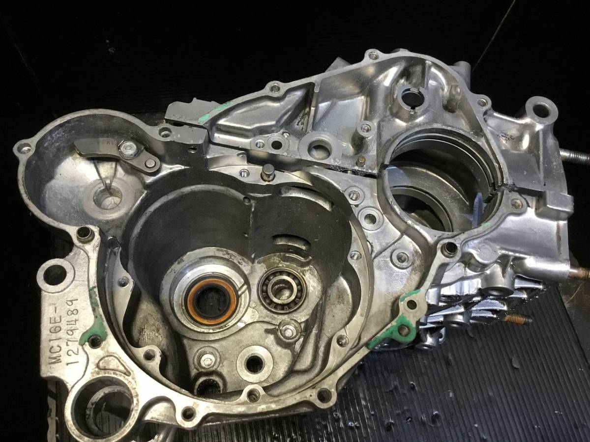 NSR250R MC21 SE/SP クランクケース MC28 MC21 NSR250R mc21 SE NSR250R MC21 SE/SP クランクケース MC28 MC21 NSR250R mc21 SE
