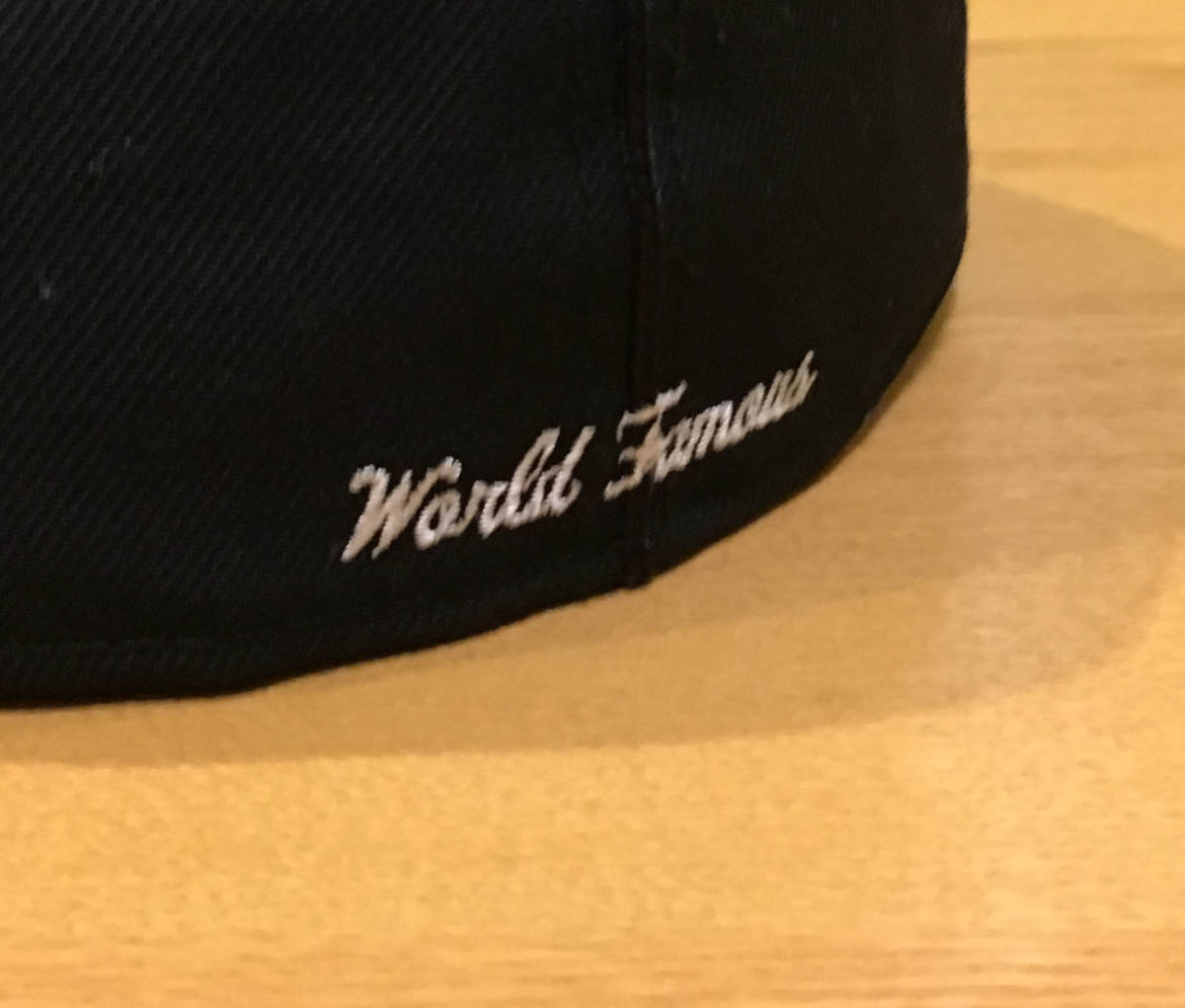 Supreme Box Logo キャップ New Era 7 1/2 world famous 試着のみ