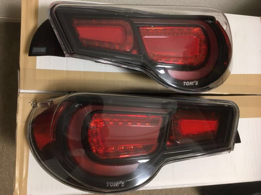 TOM'S トムス LED クリア テール ランプ 86 BRZ ZN6 ZC6 点灯確認済み
