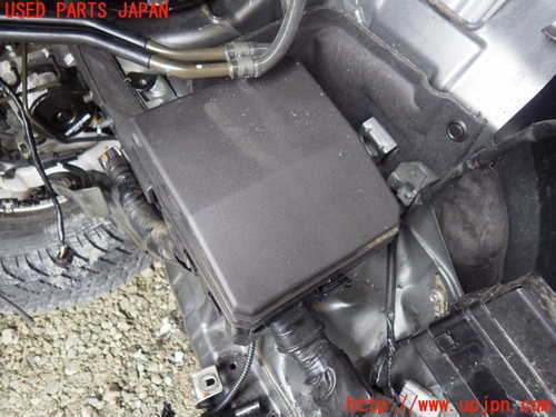 1UPJ-45046742]デリカD：5(CV1W)ヒューズボックス2 中古 (検索用： CV2W CV4W CV5W )