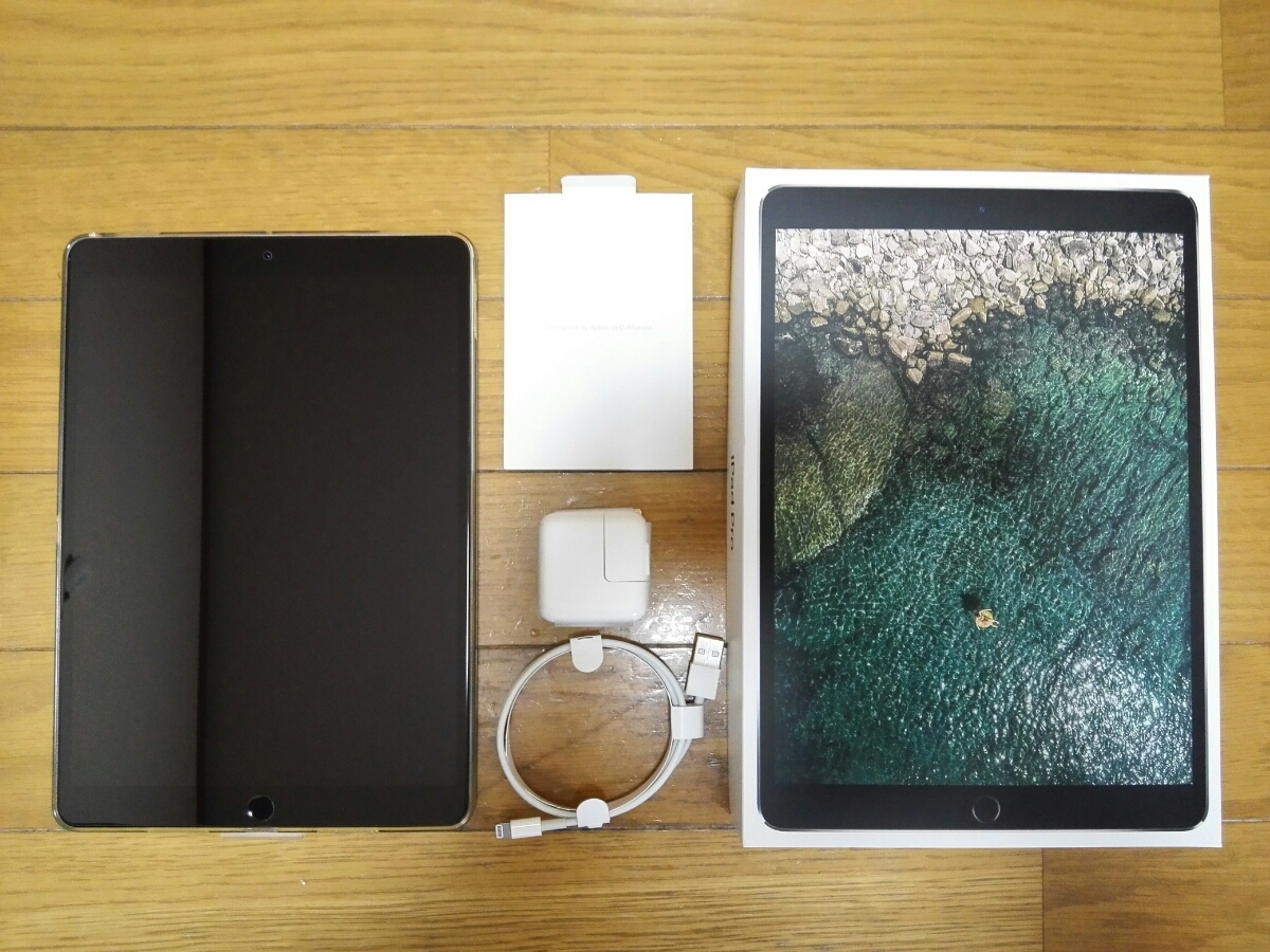 Apple【iPad Pro10.5インチ Wi-Fiモデル 64GB】スペースグレー MQDT2J 