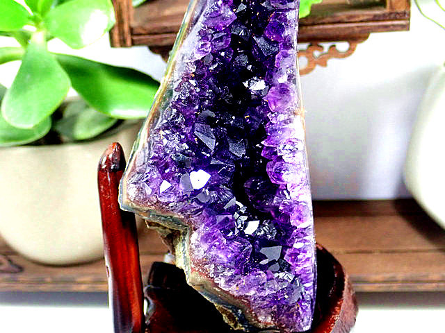 極上ウルグアイAAA級アメジストクラスター原石（恐竜の卵幸運水晶