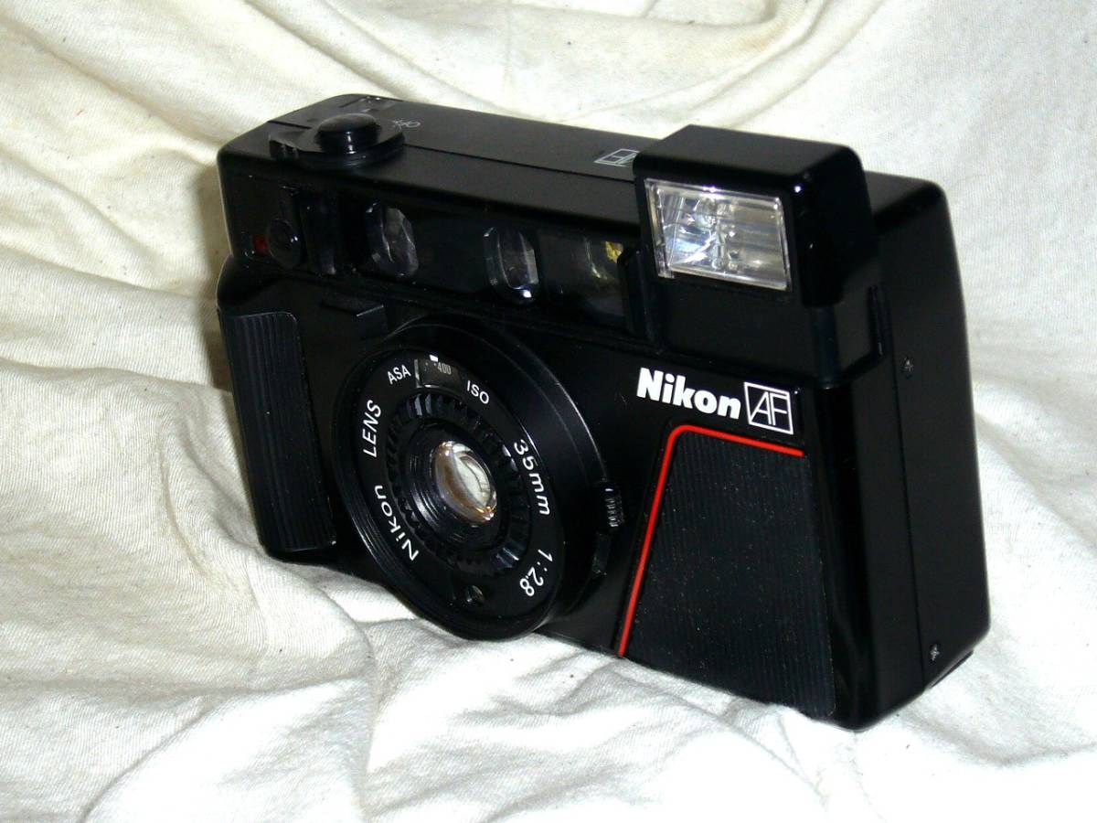 動作〇Nikon Nikon L35 AF です ニコン フィルムカメラ L35AF ISO1000