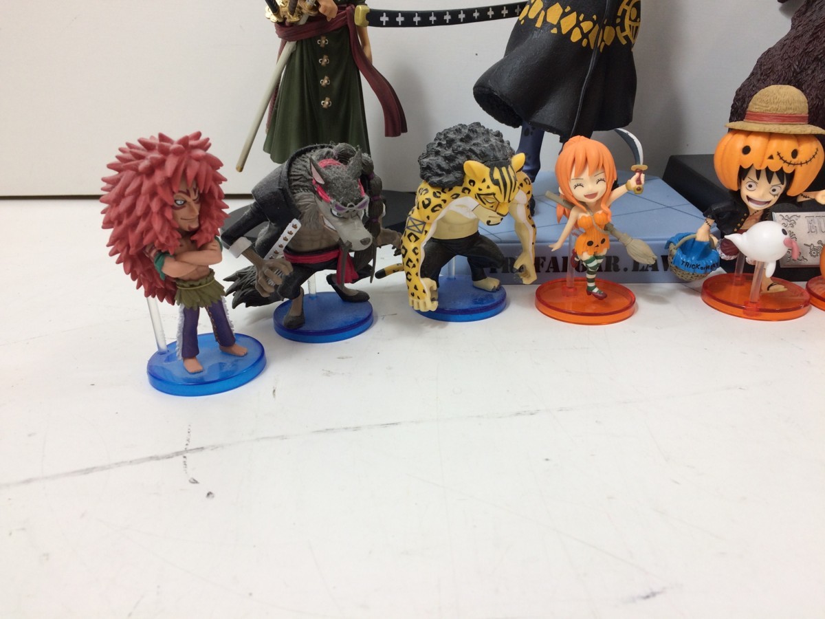 ONE PIECE ワンピース フィギュア ルフィ ナミ ゾロ スモーカー キッド