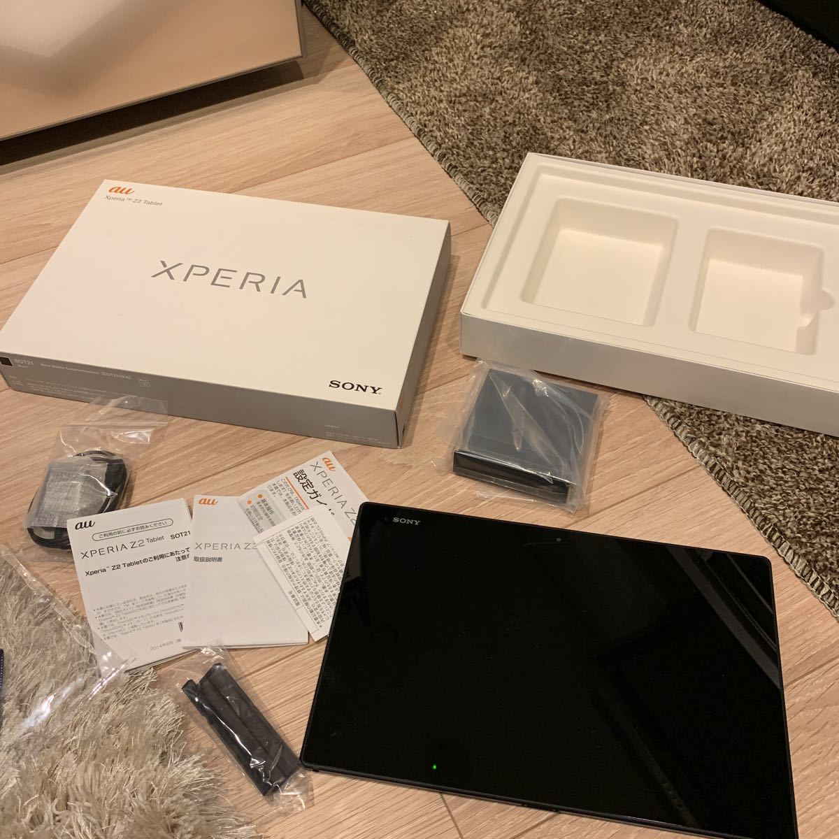  1円スタート 有 au SONYソニー 10.1インチタブレット XPERIA Z2 SOT21 地デジAndroid(本体)｜売買されたオークション情報、yahooの商品情報をアーカイブ公開 - オークファン 本体