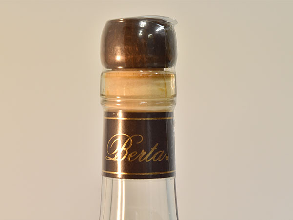 古酒☆ベルタ ロッカニーヴォ 2000 グラッパ 700ml 45% イタリア ＊木