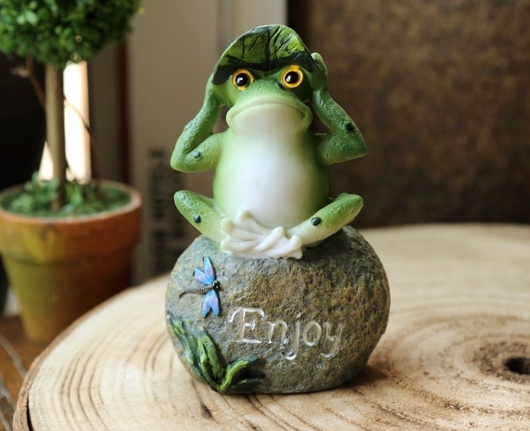 かわいい カエルの置物 石の上 にも かえる 三兄弟 蛙 トリオ セット インテリア ガーデニング 庭園 人工 池 雑貨 ガーデン 洋風 売買されたオークション情報 Yahooの商品情報をアーカイブ公開 オークファン Aucfan Com