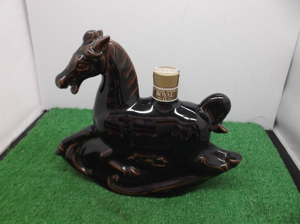 飲料・酒 未開栓◇サントリーウイスキー ローヤル 馬ボトル 600ml 古酒