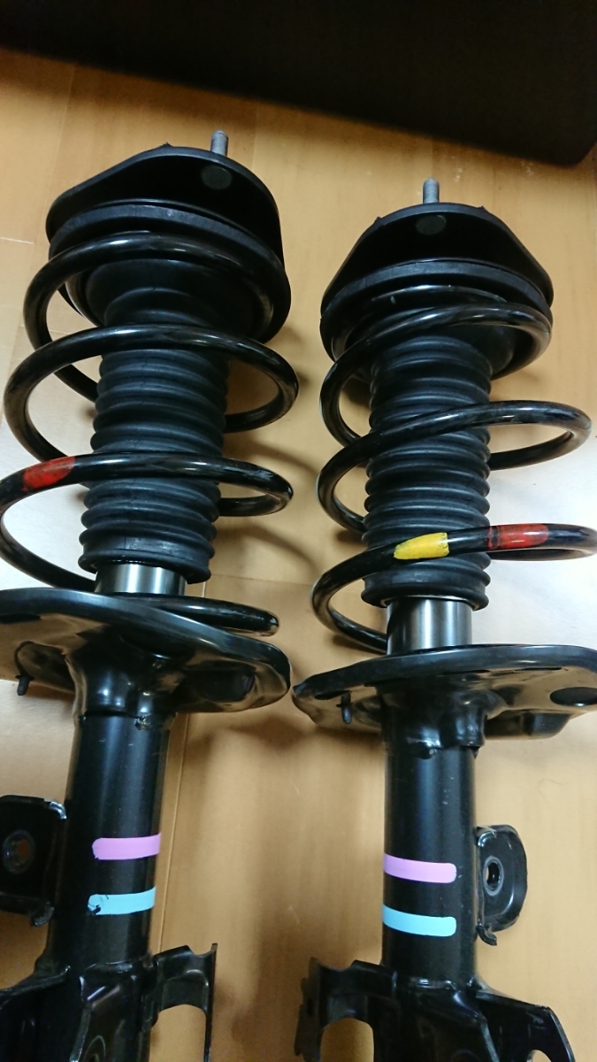 トヨタZVW30プリウス後期 新車外し純正サスペンション スプリング 前後セット 30プリウス zvw30 純正サスペンション 新車外し 【公式通販】