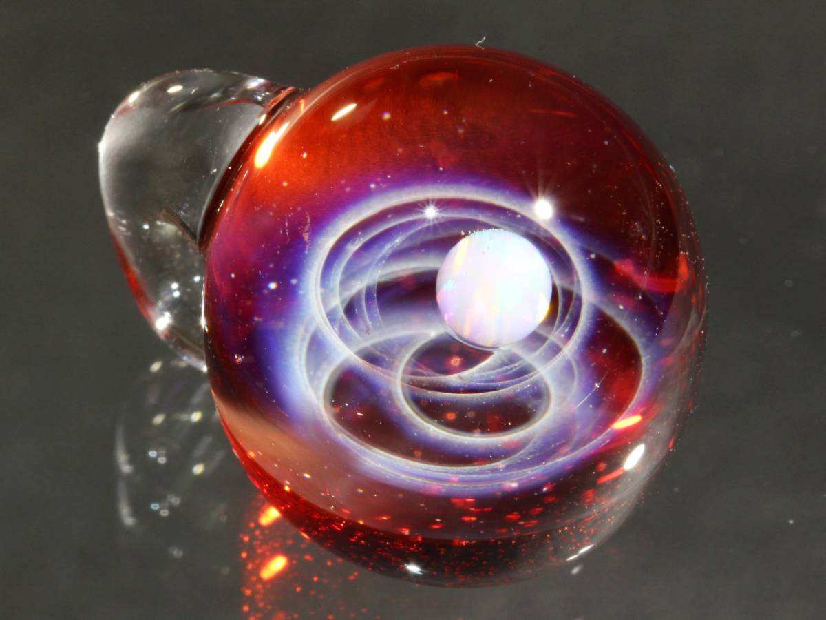 最新作，人気SALE No.140 ／ 宇宙ガラスペンダント・ホワイトオパール