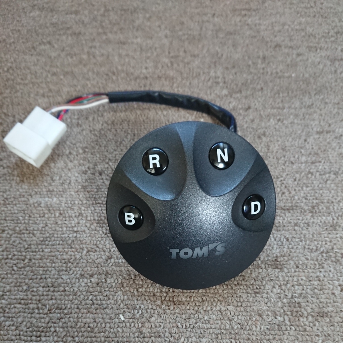 プリウス50系トムスシフトスイッチ中古品！ プリウス TOM'S トムス TOM TOMS 本物