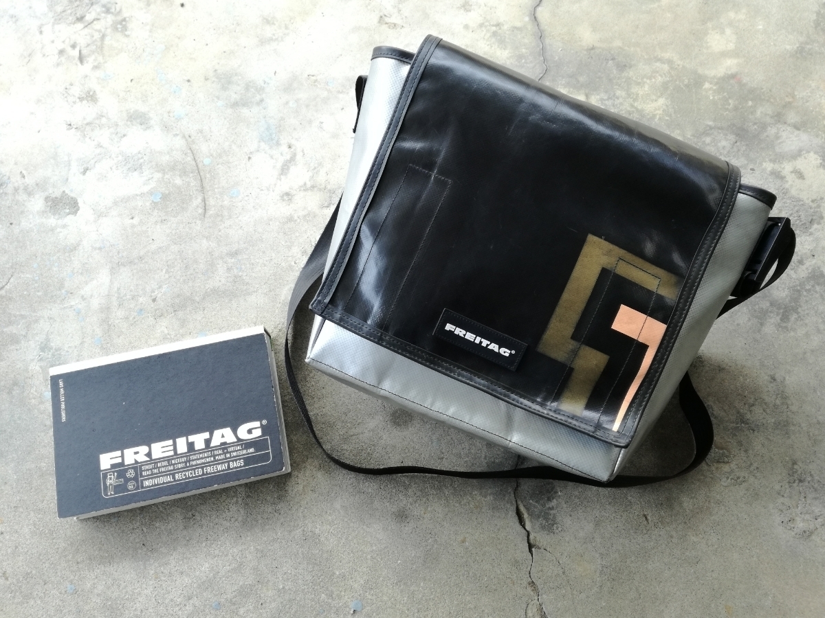 ショルダーバッグ フライターグ FRITAG F31 ナイトライダー 廃盤品 