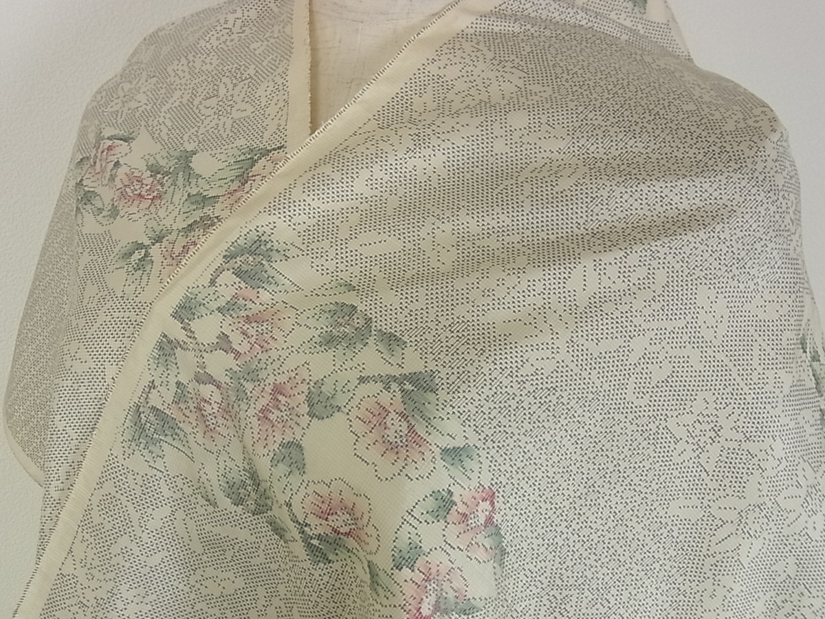 品質保証，得価 ベストストア日本一受賞店 平和屋 極上 本場大島紬 白大島 泥染 恵大島紬織物謹製 雲取吉祥花文 証紙付 反物 逸品 m1185(大島紬)｜売買されたオークション情報、yahooの商品情報をアーカイブ 大島紬